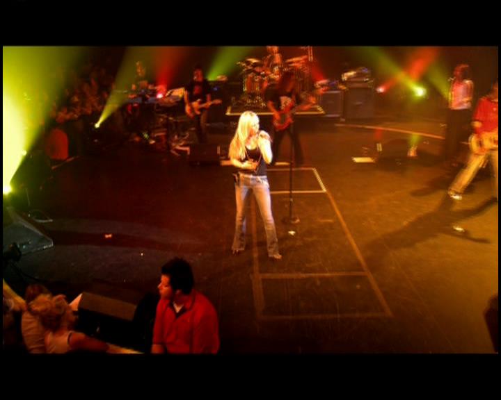 DailyDuff-dot-nl_GirlCanRockDVD-LiveInConcert2523.jpg DailyDuff-dot-nl_GirlCanRockDVD-LiveInConcert2523.jpg