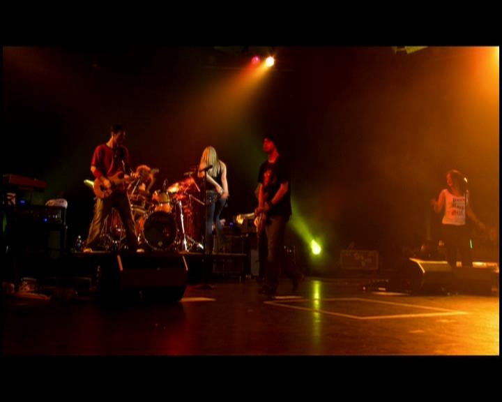 DailyDuff-dot-nl_GirlCanRockDVD-LiveInConcert2566.jpg DailyDuff-dot-nl_GirlCanRockDVD-LiveInConcert2566.jpg