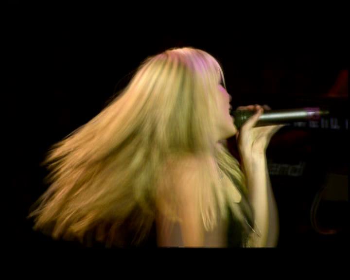 DailyDuff-dot-nl_GirlCanRockDVD-LiveInConcert2691.jpg DailyDuff-dot-nl_GirlCanRockDVD-LiveInConcert2691.jpg