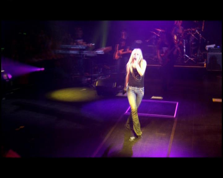 DailyDuff-dot-nl_GirlCanRockDVD-LiveInConcert2692.jpg
