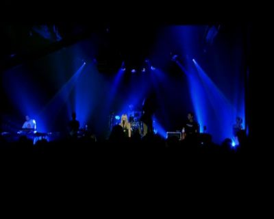 DailyDuff-dot-nl_GirlCanRockDVD-LiveInConcert0450.jpg