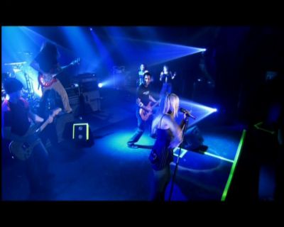 DailyDuff-dot-nl_GirlCanRockDVD-LiveInConcert0481.jpg