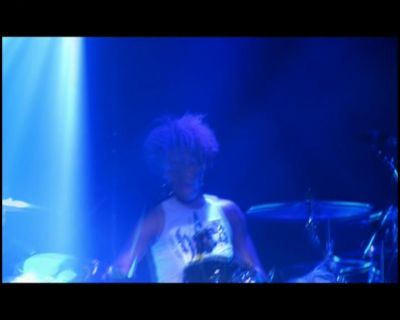 DailyDuff-dot-nl_GirlCanRockDVD-LiveInConcert0592.jpg