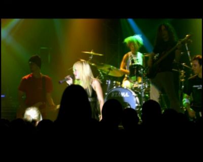 DailyDuff-dot-nl_GirlCanRockDVD-LiveInConcert0780.jpg