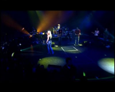 DailyDuff-dot-nl_GirlCanRockDVD-LiveInConcert0785.jpg