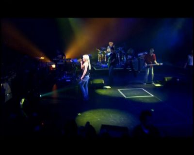 DailyDuff-dot-nl_GirlCanRockDVD-LiveInConcert0786.jpg