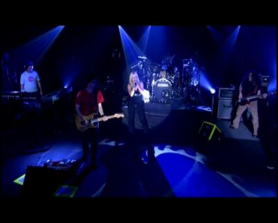 DailyDuff-dot-nl_GirlCanRockDVD-LiveInConcert2382.jpg