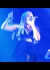 DailyDuff-dot-nl_GirlCanRockDVD-LiveInConcert0601.jpg