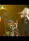 DailyDuff-dot-nl_GirlCanRockDVD-LiveInConcert0822.jpg