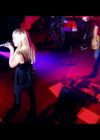 DailyDuff-dot-nl_GirlCanRockDVD-LiveInConcert1139.jpg