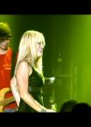 DailyDuff-dot-nl_GirlCanRockDVD-LiveInConcert1336.jpg