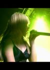 DailyDuff-dot-nl_GirlCanRockDVD-LiveInConcert1442.jpg