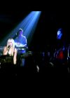 DailyDuff-dot-nl_GirlCanRockDVD-LiveInConcert1506.jpg