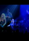 DailyDuff-dot-nl_GirlCanRockDVD-LiveInConcert1510.jpg