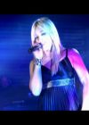 DailyDuff-dot-nl_GirlCanRockDVD-LiveInConcert1551.jpg