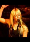 DailyDuff-dot-nl_GirlCanRockDVD-LiveInConcert2509.jpg