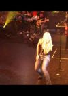 DailyDuff-dot-nl_GirlCanRockDVD-LiveInConcert2526.jpg