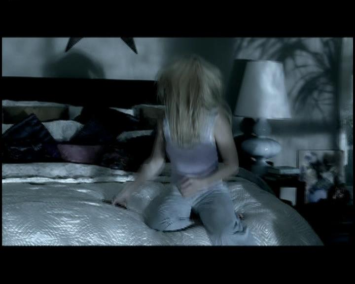 DailyDuff-dot-nl_GirlCanRockDVD-MusicVideoComeClean0024.jpg DailyDuff-dot-nl_GirlCanRockDVD-MusicVideoComeClean0024.jpg