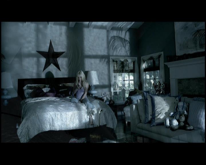 DailyDuff-dot-nl_GirlCanRockDVD-MusicVideoComeClean0027.jpg DailyDuff-dot-nl_GirlCanRockDVD-MusicVideoComeClean0027.jpg