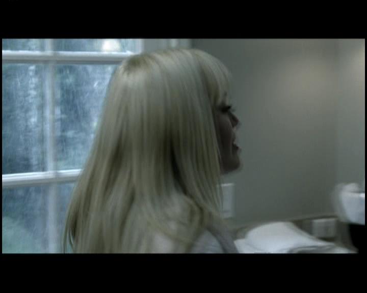 DailyDuff-dot-nl_GirlCanRockDVD-MusicVideoComeClean0055.jpg DailyDuff-dot-nl_GirlCanRockDVD-MusicVideoComeClean0055.jpg