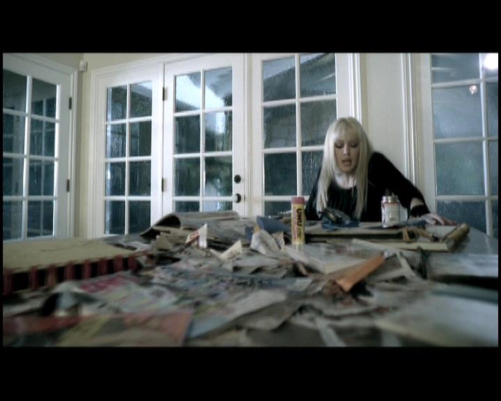 DailyDuff-dot-nl_GirlCanRockDVD-MusicVideoComeClean0082.jpg DailyDuff-dot-nl_GirlCanRockDVD-MusicVideoComeClean0082.jpg