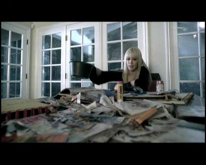 DailyDuff-dot-nl_GirlCanRockDVD-MusicVideoComeClean0090.jpg DailyDuff-dot-nl_GirlCanRockDVD-MusicVideoComeClean0090.jpg