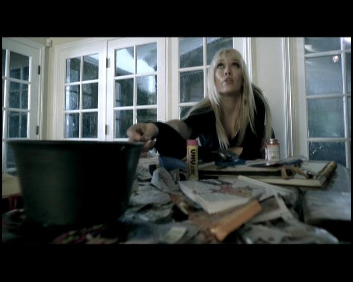 DailyDuff-dot-nl_GirlCanRockDVD-MusicVideoComeClean0091.jpg DailyDuff-dot-nl_GirlCanRockDVD-MusicVideoComeClean0091.jpg