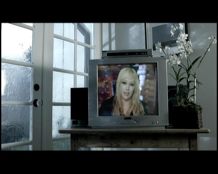 DailyDuff-dot-nl_GirlCanRockDVD-MusicVideoComeClean0120.jpg DailyDuff-dot-nl_GirlCanRockDVD-MusicVideoComeClean0120.jpg