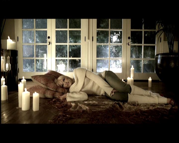 DailyDuff-dot-nl_GirlCanRockDVD-MusicVideoComeClean0143.jpg DailyDuff-dot-nl_GirlCanRockDVD-MusicVideoComeClean0143.jpg