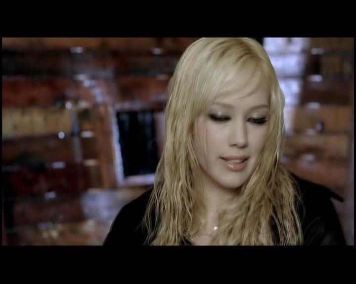 DailyDuff-dot-nl_GirlCanRockDVD-MusicVideoComeClean0194.jpg DailyDuff-dot-nl_GirlCanRockDVD-MusicVideoComeClean0194.jpg