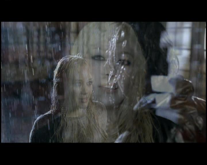 DailyDuff-dot-nl_GirlCanRockDVD-MusicVideoComeClean0195.jpg DailyDuff-dot-nl_GirlCanRockDVD-MusicVideoComeClean0195.jpg