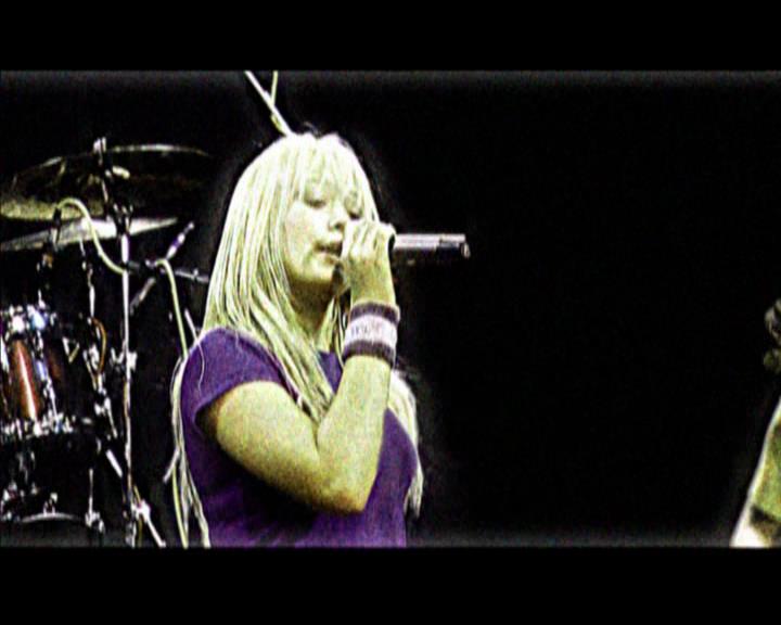 DailyDuff-dot-nl_GirlCanRockDVD-MusicVideoSoYesterdayLive0025.jpg DailyDuff-dot-nl_GirlCanRockDVD-MusicVideoSoYesterdayLive0025.jpg