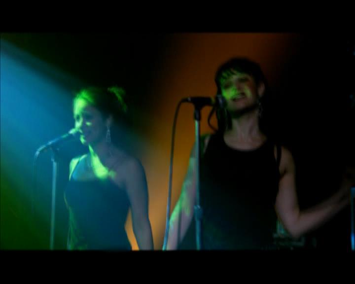 DailyDuff-dot-nl_GirlCanRockDVD-MusicVideoSoYesterdayLive0097.jpg DailyDuff-dot-nl_GirlCanRockDVD-MusicVideoSoYesterdayLive0097.jpg