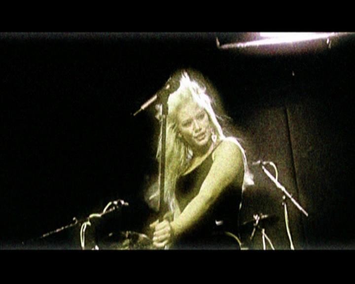 DailyDuff-dot-nl_GirlCanRockDVD-MusicVideoSoYesterdayLive0137.jpg DailyDuff-dot-nl_GirlCanRockDVD-MusicVideoSoYesterdayLive0137.jpg