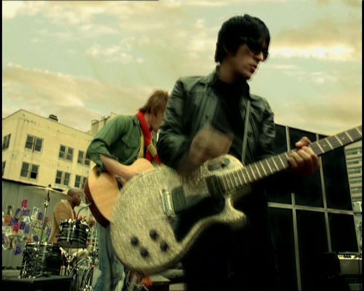 DailyDuff-dot-nl_GirlCanRockDVD-MusicVideoWhyNot0014.jpg DailyDuff-dot-nl_GirlCanRockDVD-MusicVideoWhyNot0014.jpg