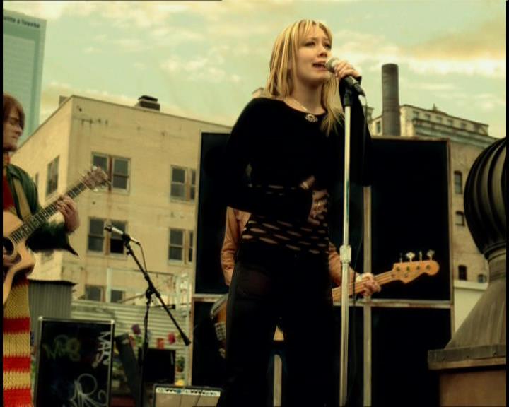 DailyDuff-dot-nl_GirlCanRockDVD-MusicVideoWhyNot0020.jpg