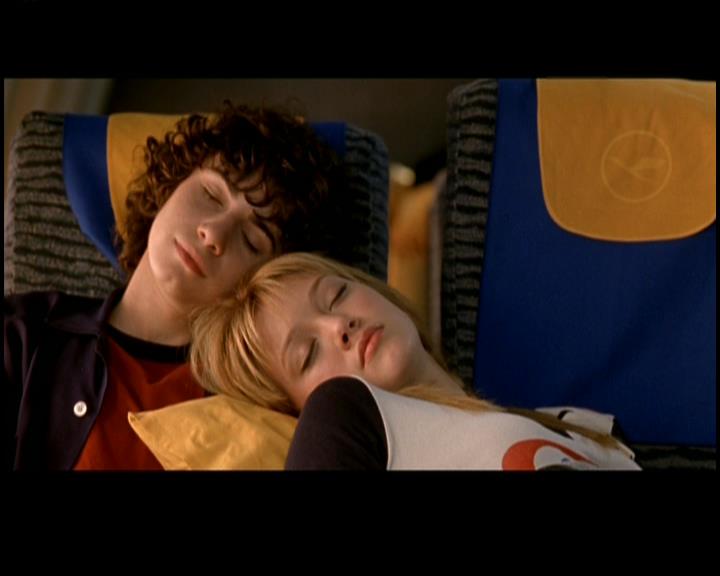 DailyDuff-dot-nl_GirlCanRockDVD-MusicVideoWhyNot0046.jpg DailyDuff-dot-nl_GirlCanRockDVD-MusicVideoWhyNot0046.jpg