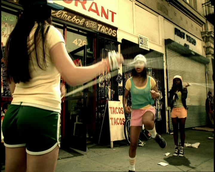 DailyDuff-dot-nl_GirlCanRockDVD-MusicVideoWhyNot0076.jpg