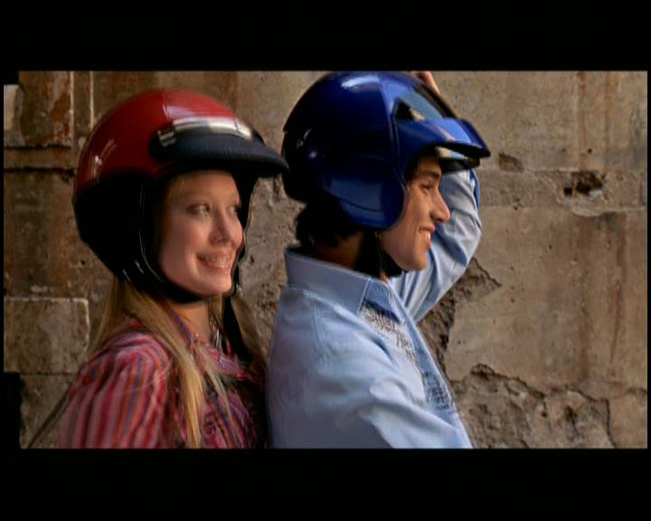 DailyDuff-dot-nl_GirlCanRockDVD-MusicVideoWhyNot0086.jpg