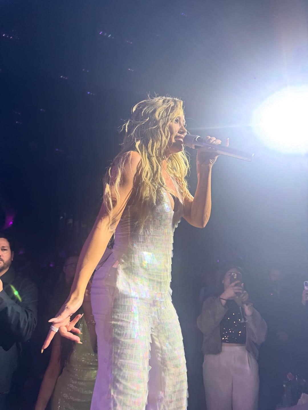 outfit1-034.jpg outfit1-034.jpg