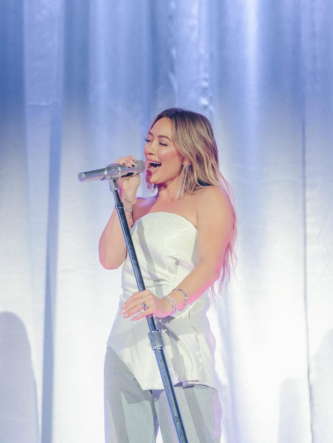 Outfit1-010.jpg Outfit1-010.jpg