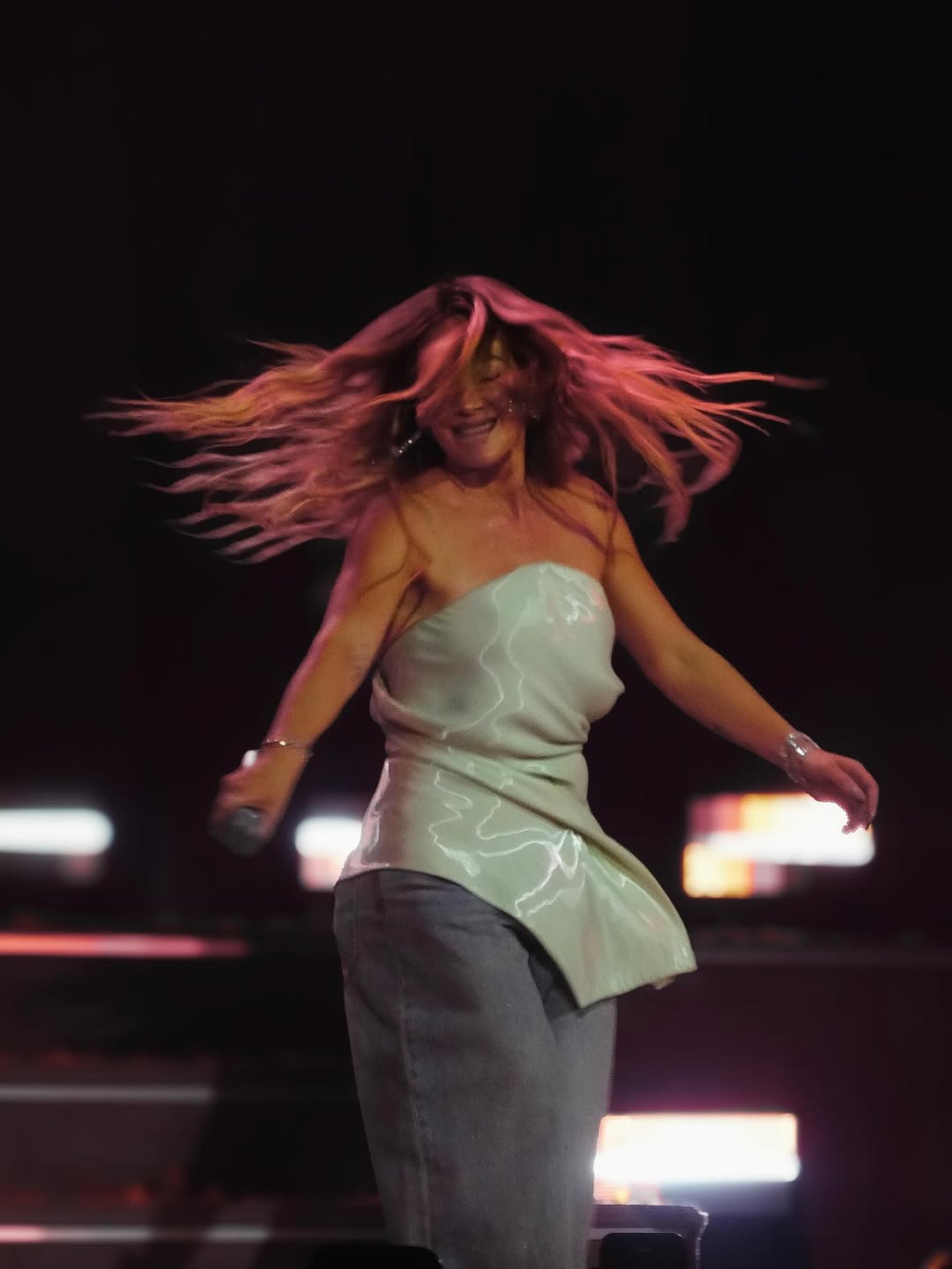 Outfit1-033.jpg Outfit1-033.jpg