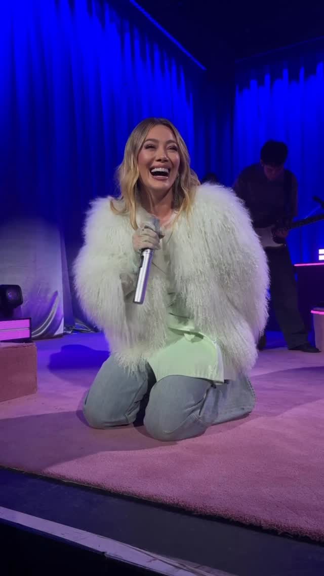 Outfit1-075.jpg Outfit1-075.jpg