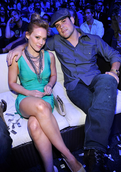 hilary-Adience004.jpg hilary-Adience004.jpg