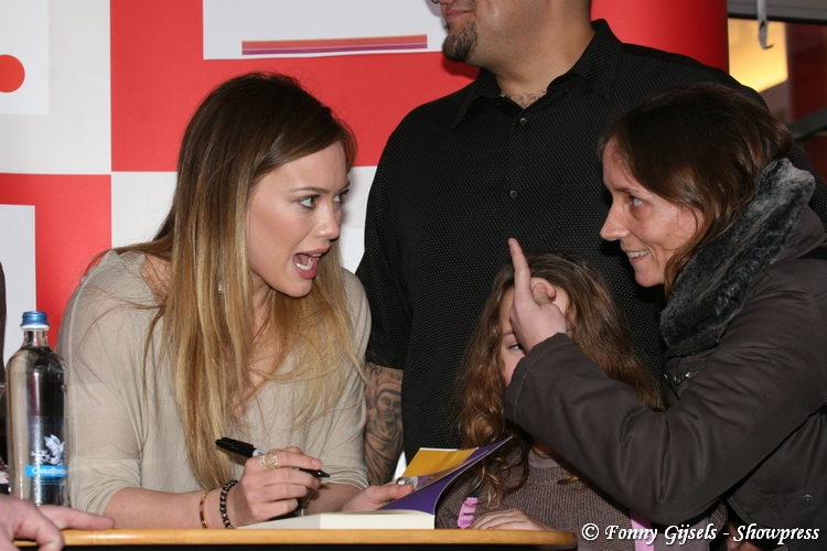 foto100.jpg foto100.jpg