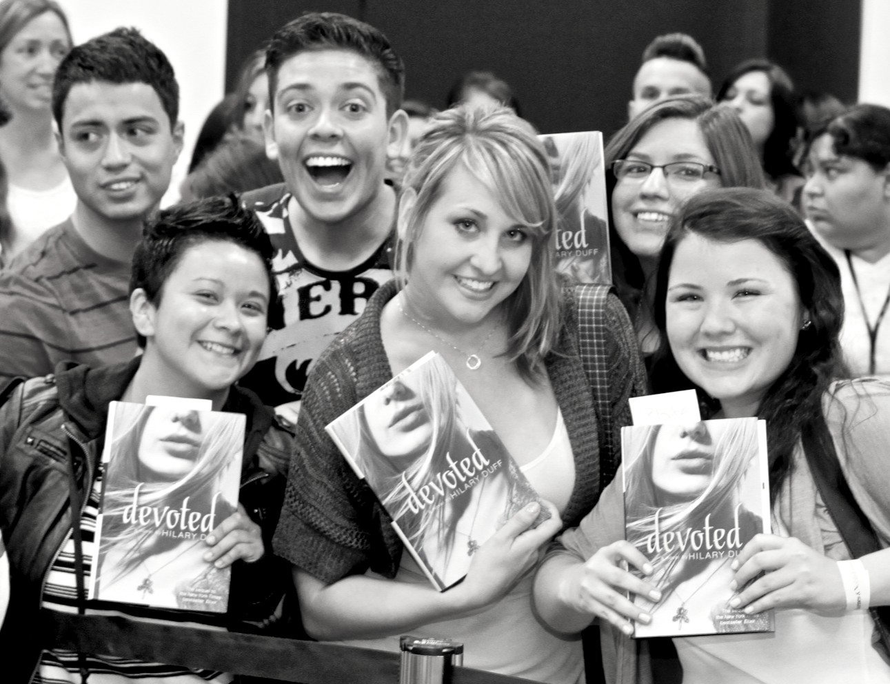 hilaryduff-dot-com010.jpg hilaryduff-dot-com010.jpg