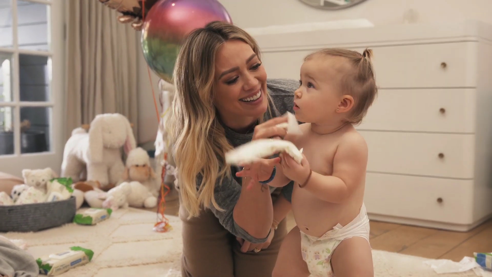 DailyDuff-dot-nl_2019HLC-Veeda_HilaryDuffGreatestRole00026.jpg DailyDuff-dot-nl_2019HLC-Veeda_HilaryDuffGreatestRole00026.jpg