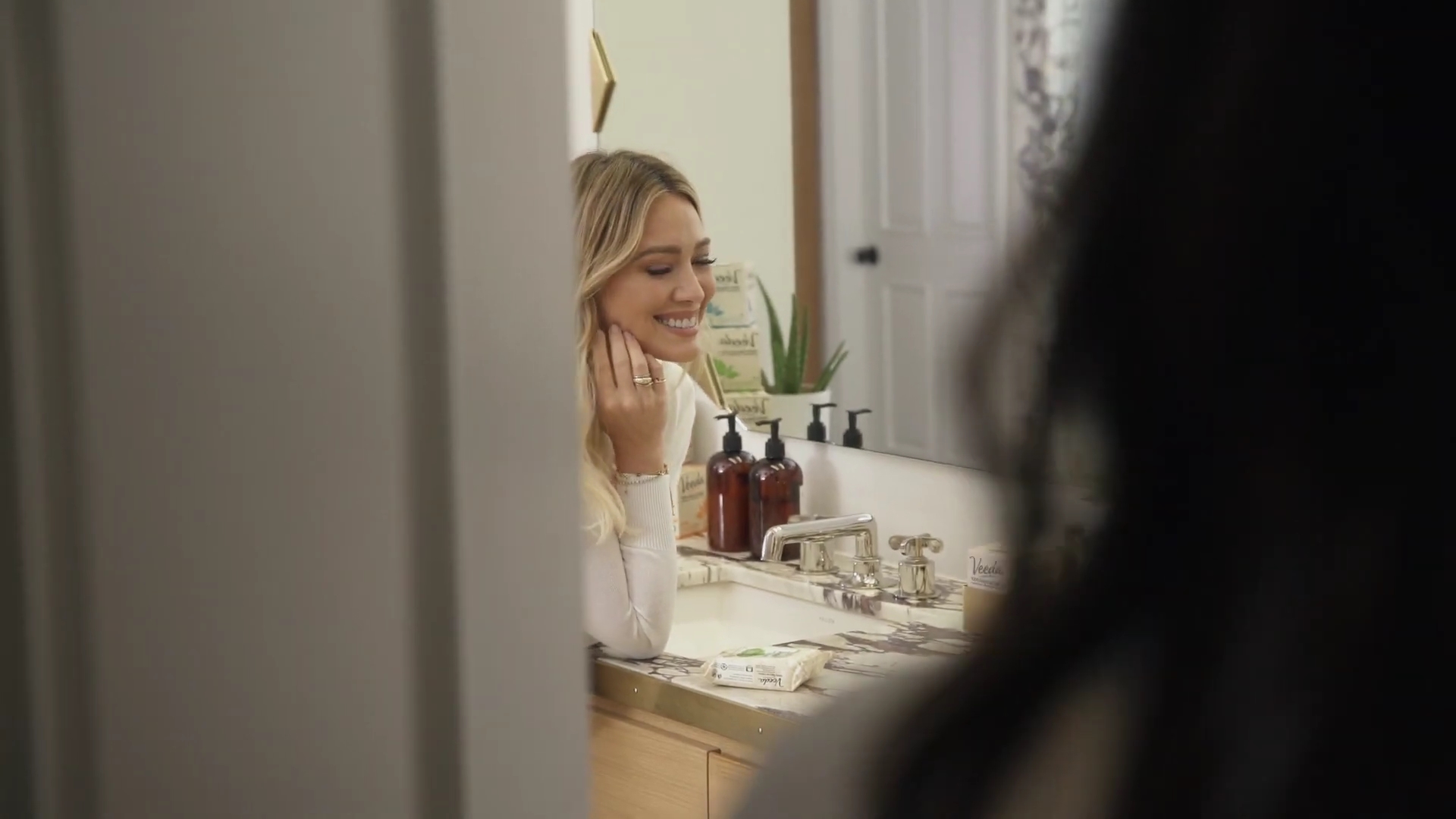 DailyDuff-dot-nl_2019HLC-Veeda_HilaryDuffGreatestRole00052.jpg DailyDuff-dot-nl_2019HLC-Veeda_HilaryDuffGreatestRole00052.jpg