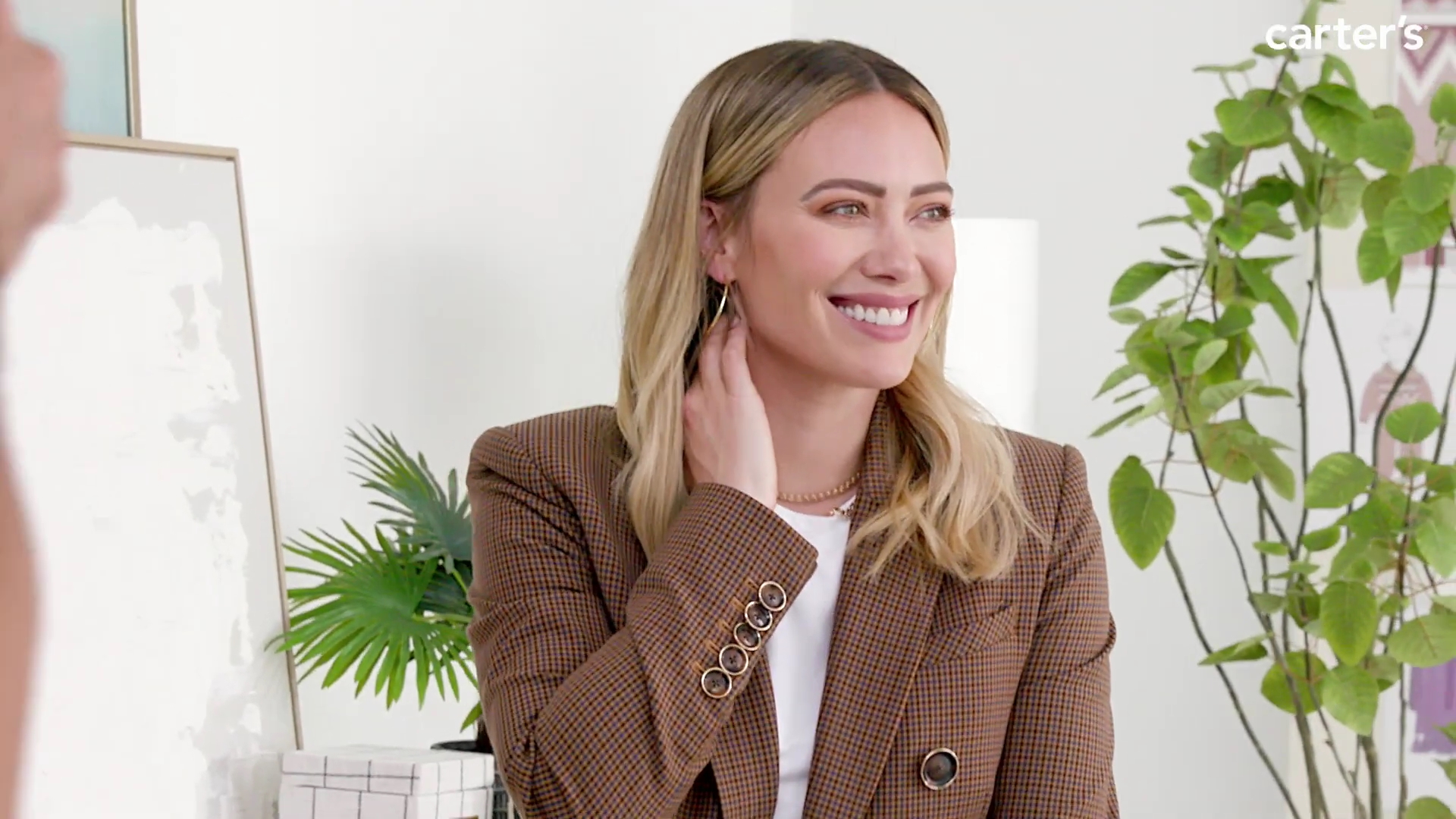 DailyDuff-dot-nl_Caters-MeetourfirsteverChiefMomOfficer0041.jpg DailyDuff-dot-nl_Caters-MeetourfirsteverChiefMomOfficer0041.jpg