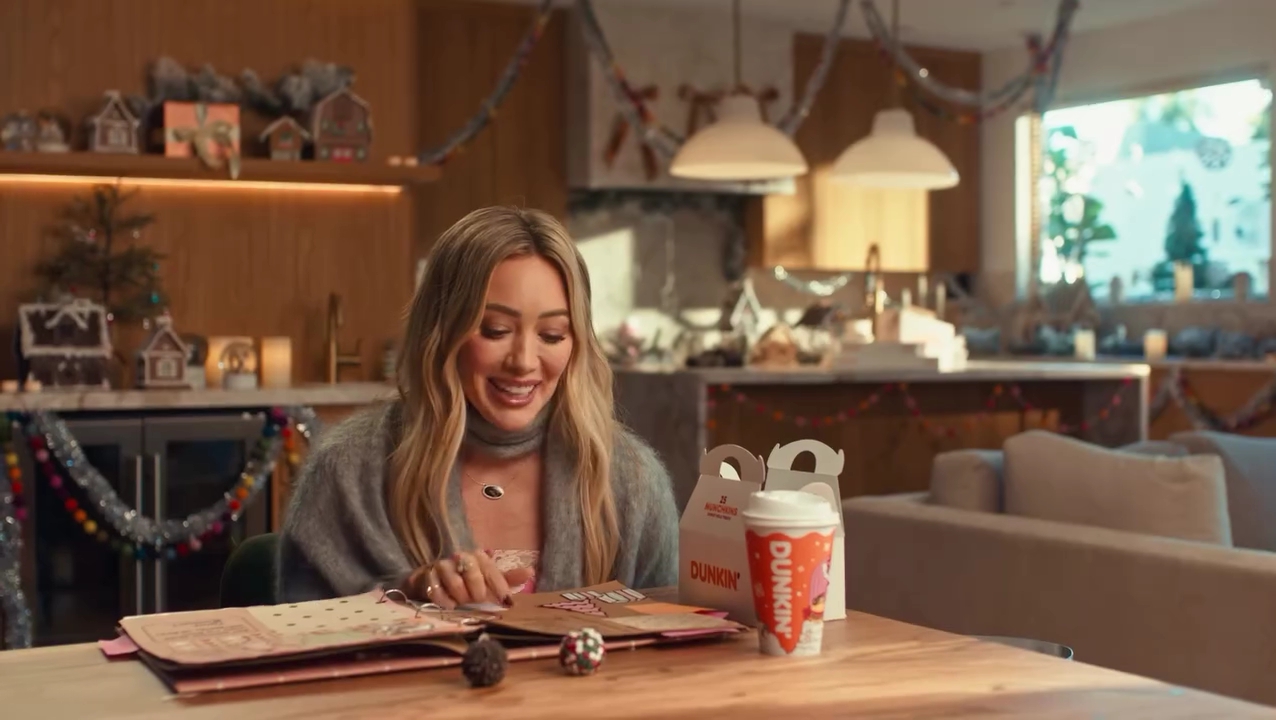 DailyDuff-dot-nl_2025Dunkin-NaughyOrNiceReclame0060.jpg DailyDuff-dot-nl_2025Dunkin-NaughyOrNiceReclame0060.jpg